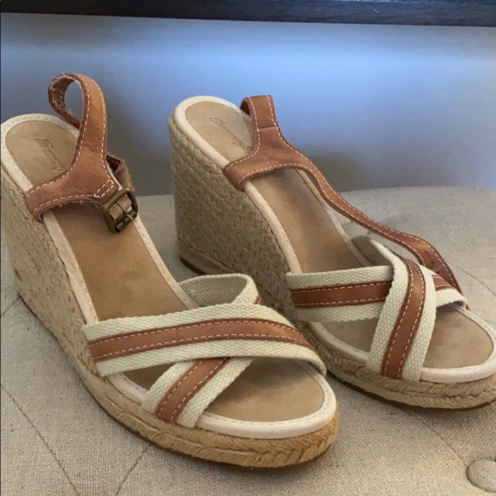 Tommy Bahama Wedges